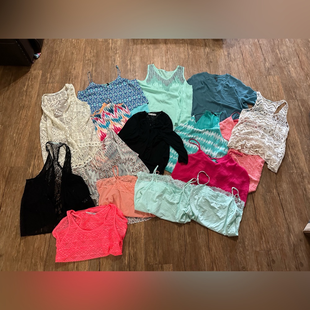 15 Maurices Tops Collection